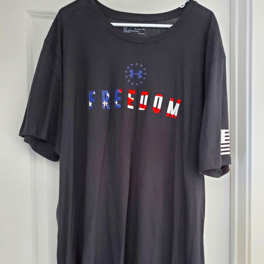 Men's 3XL Under Armour TShirt